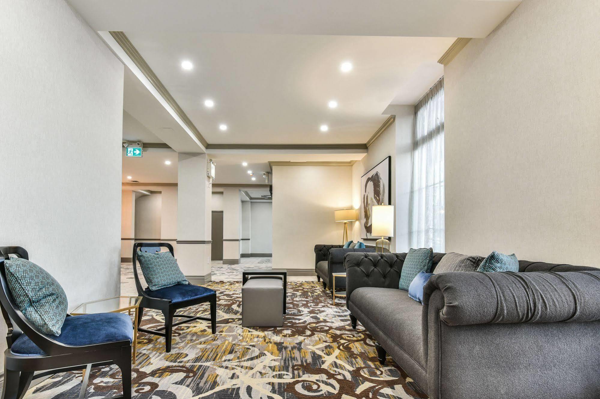 The Champlain Waterfront Hotel Ascend Hotel Collection Ориллия Экстерьер фото